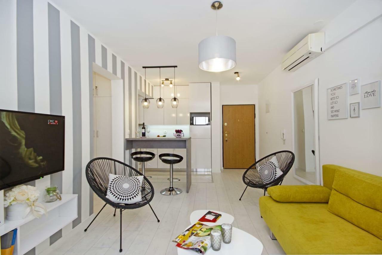 Apartment Dalija Baska Voda Bagian luar foto